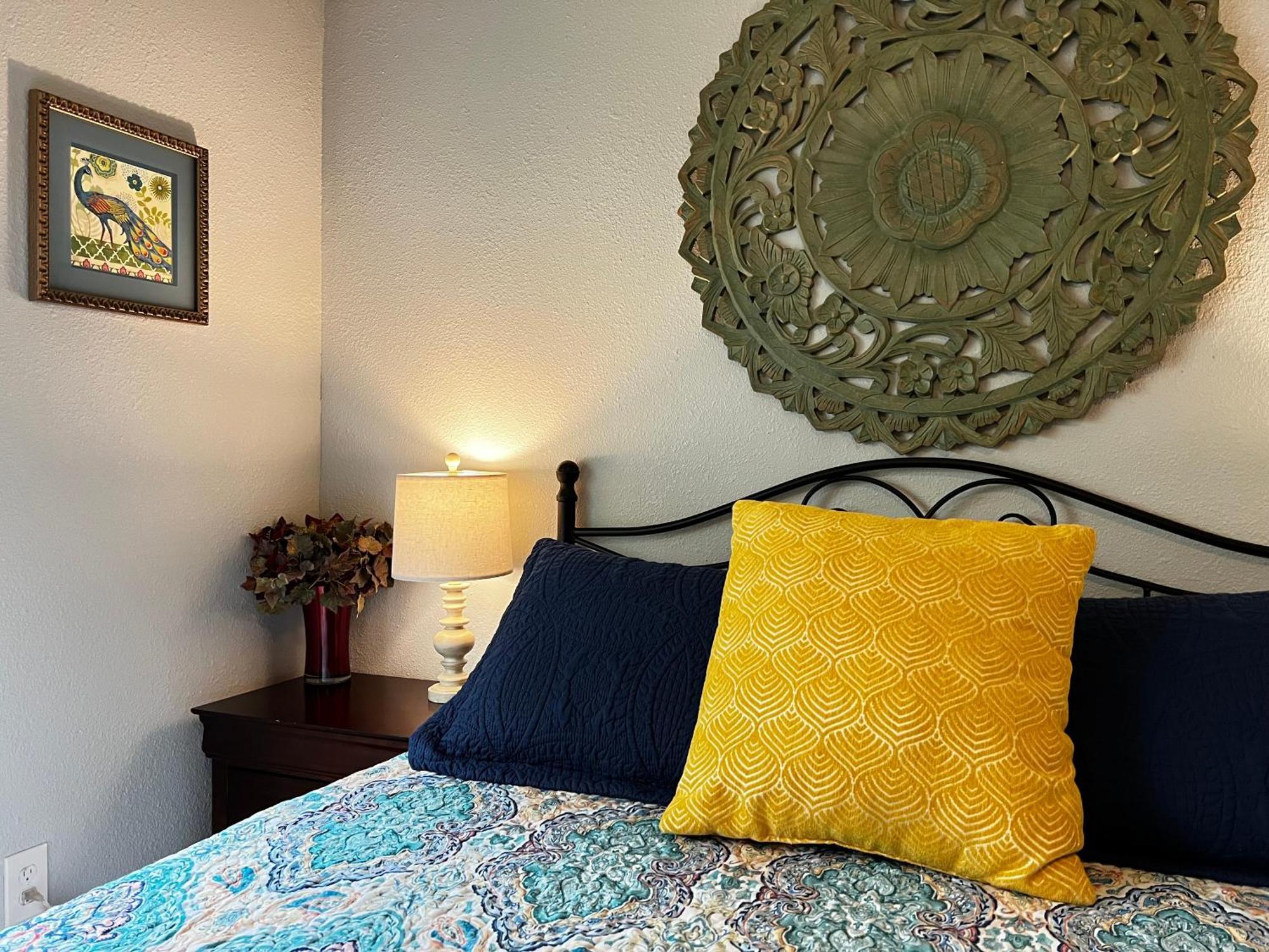Boho Bliss- Cozy Private Room 2 Miles From Alamodome! San Antonio Ngoại thất bức ảnh